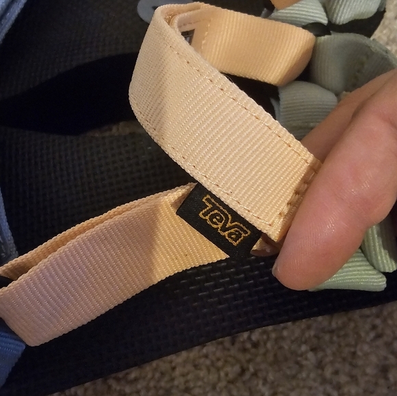 Teva NWOB Women's Flatform Universal Platform Sandals Size 7 - Picture 3 of 7